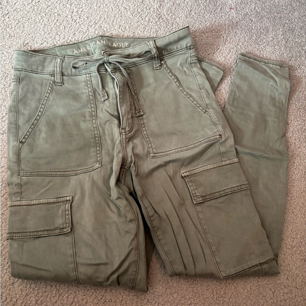 American Eagle Outfitters Olive Cargo Pants